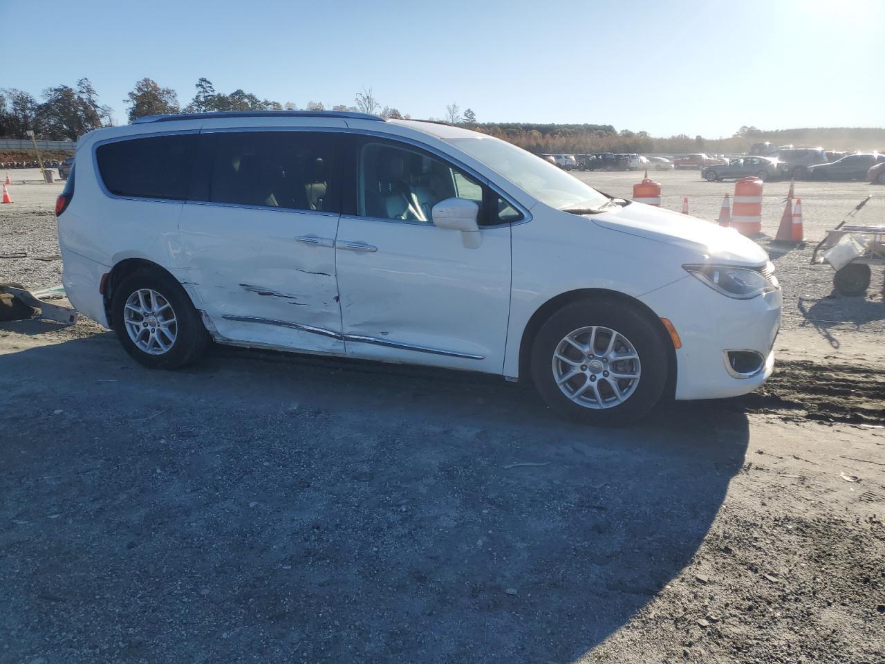 2020 CHRYSLER Pacifica