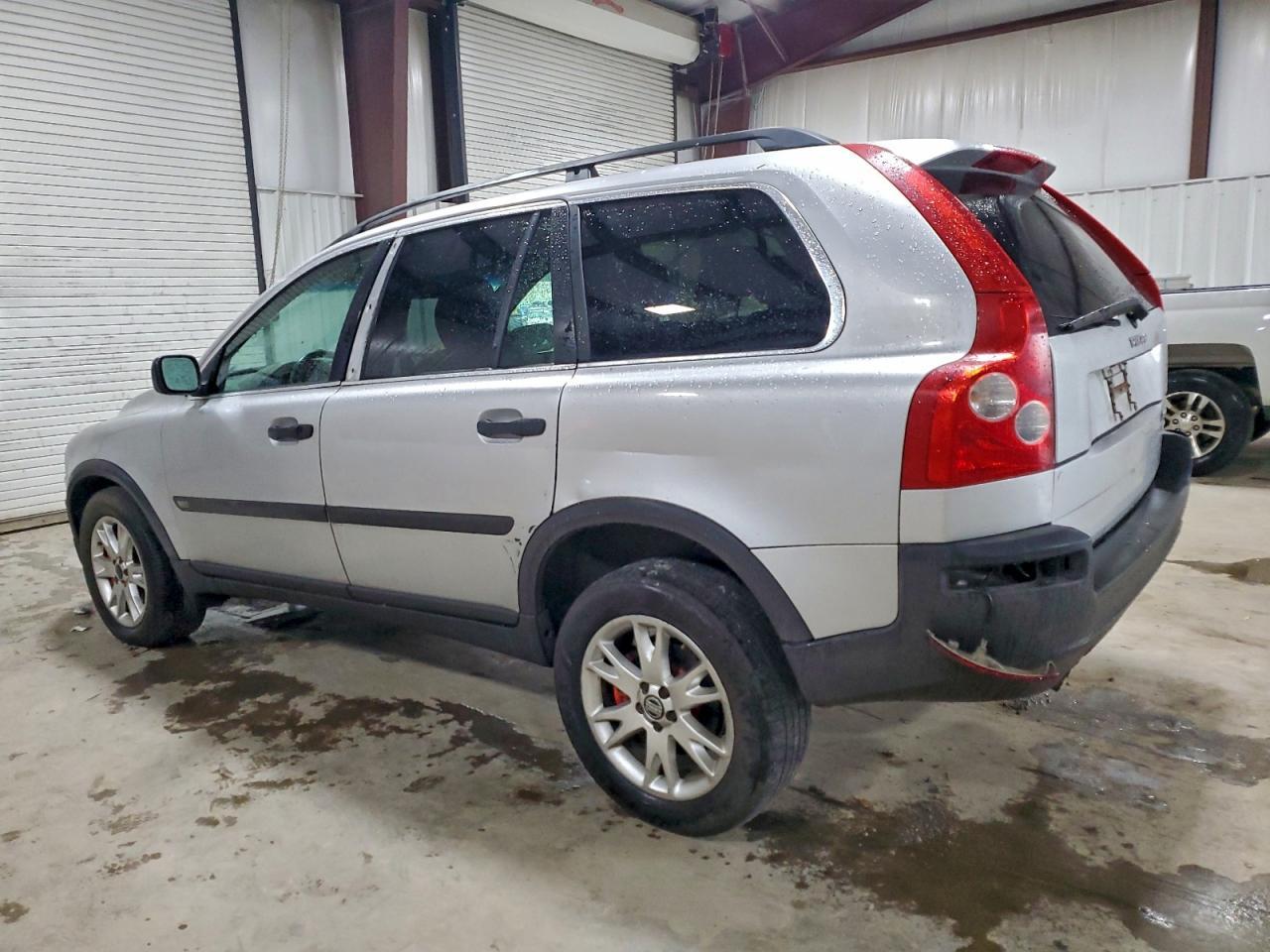 2004 VOLVO XC90