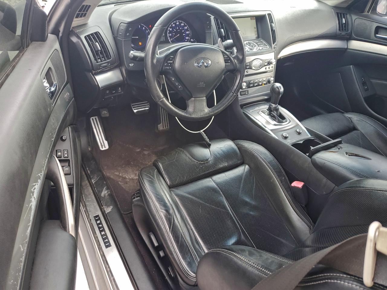 2010 INFINITI G37