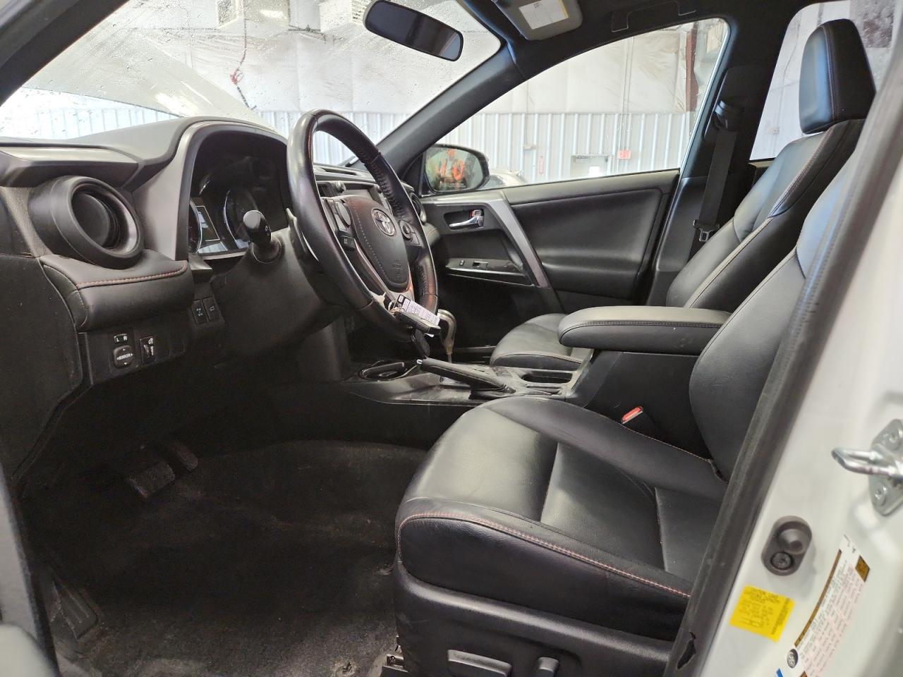 2016 TOYOTA RAV4
