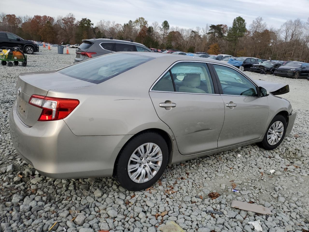 2014 TOYOTA CAMRY