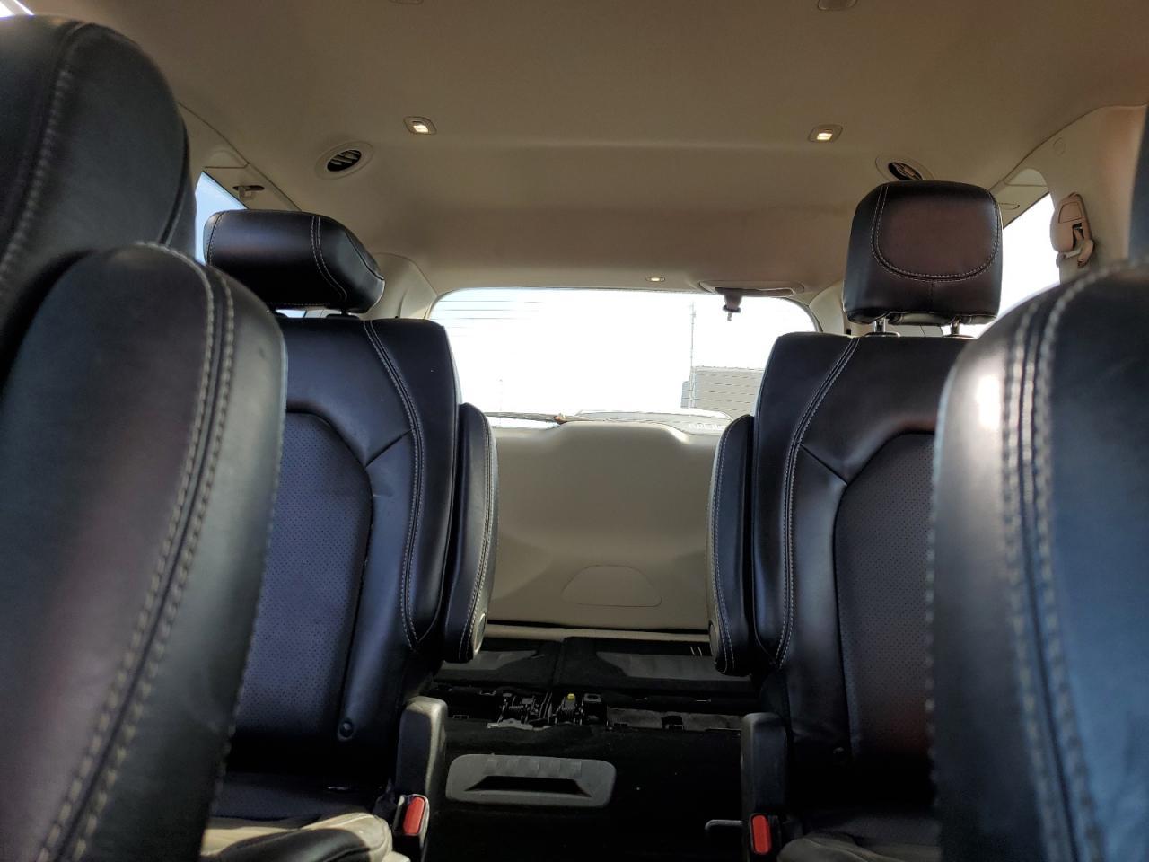2020 CHRYSLER Voyager