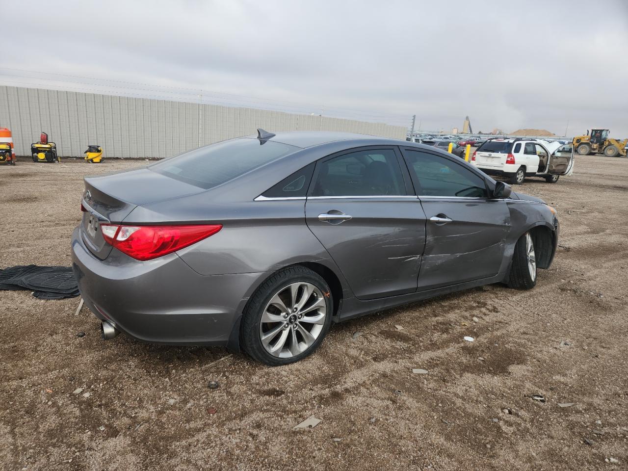 2011 HYUNDAI SONATA