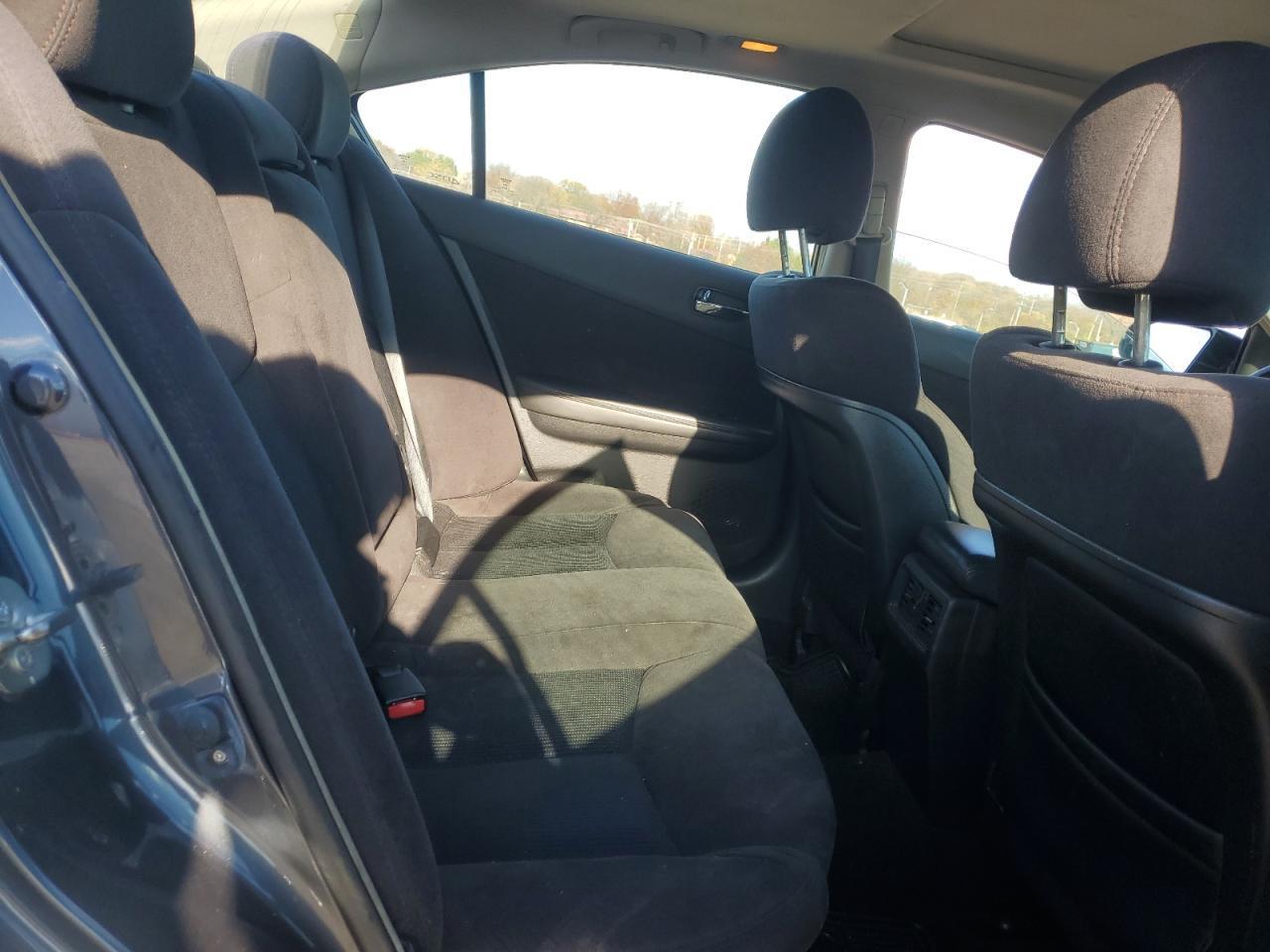 2012 NISSAN Maxima