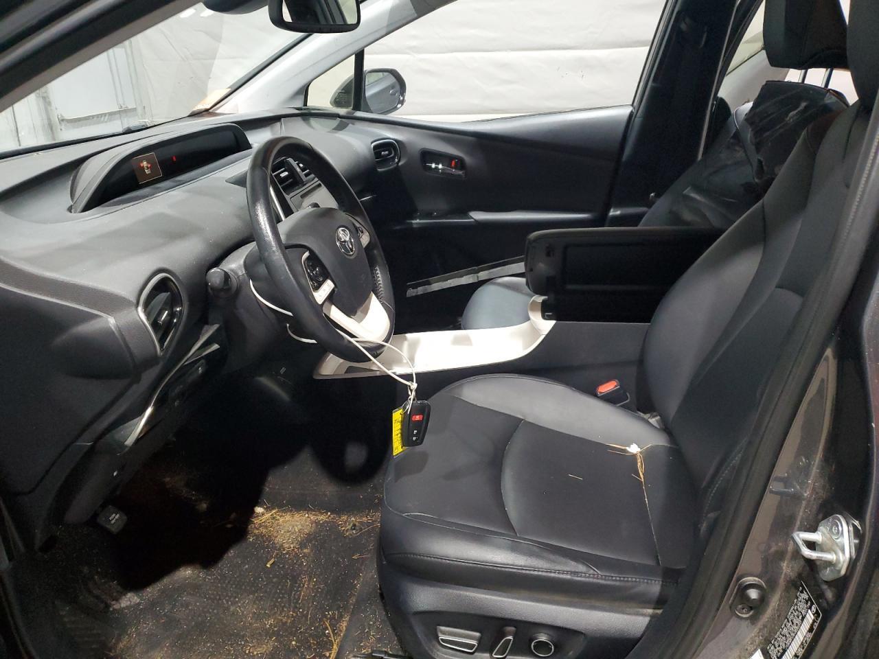 2017 TOYOTA PRIUS