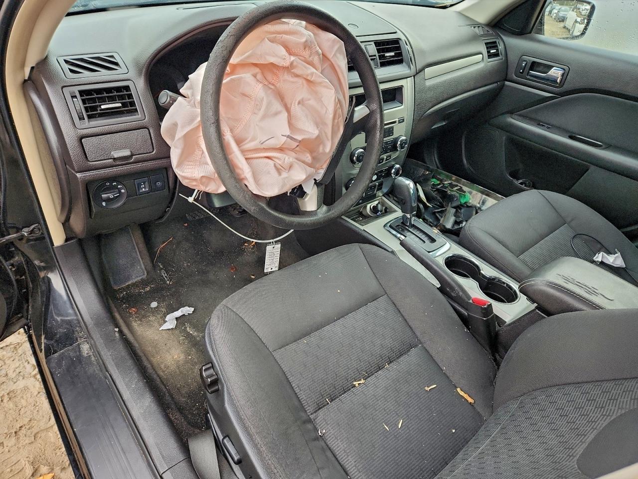 2011 FORD FUSION