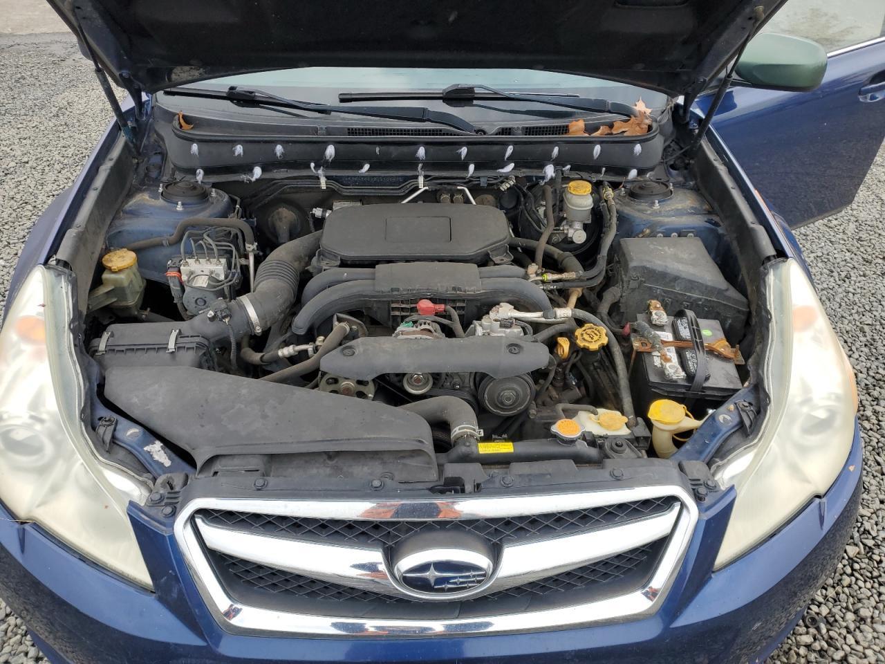 2011 SUBARU Legacy