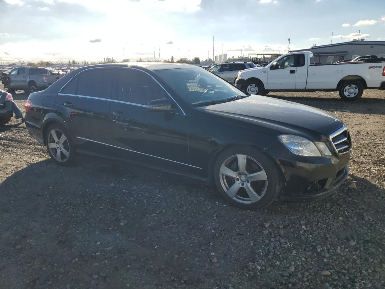 2011 MERCEDES-BENZ E-Class