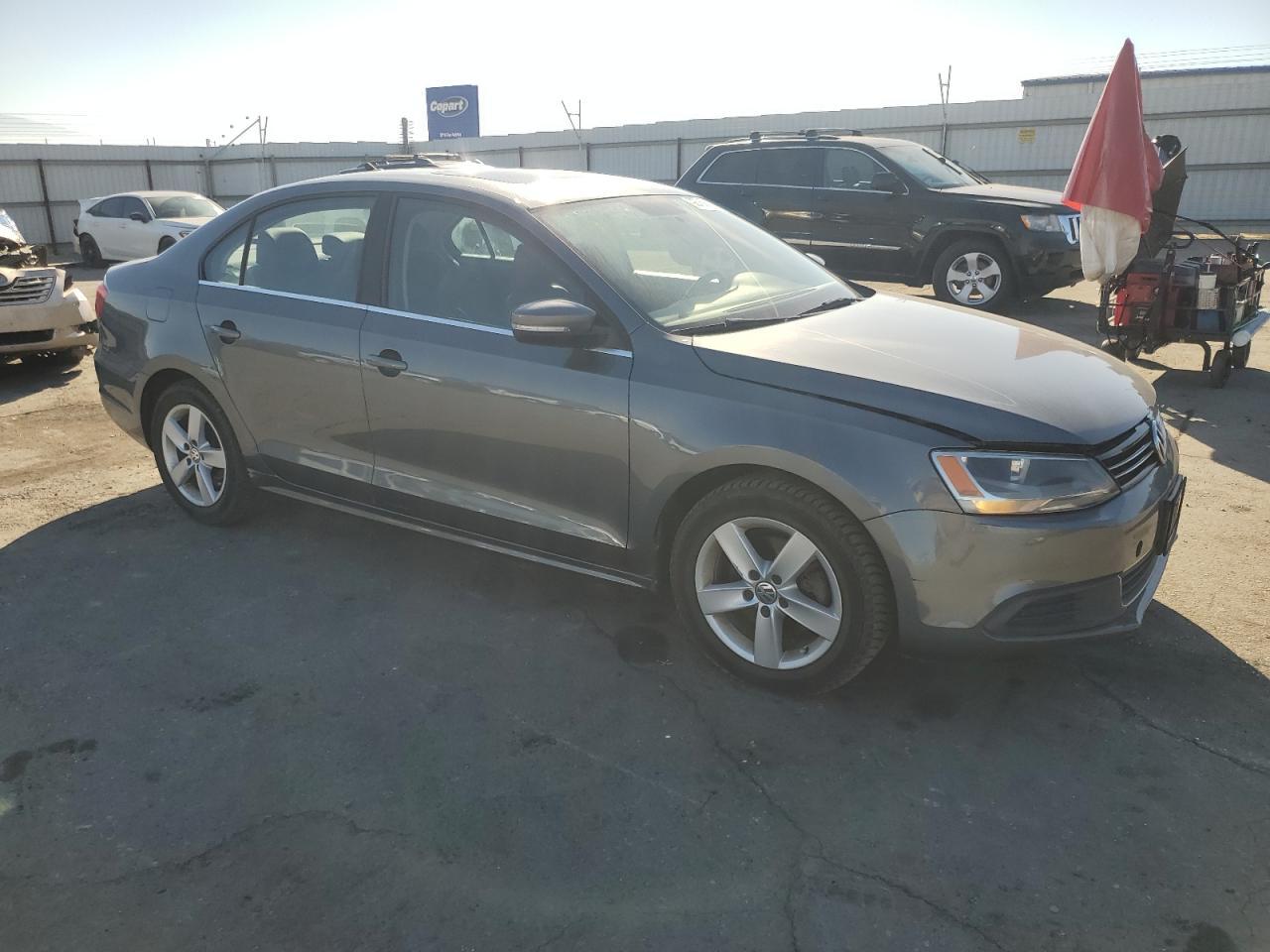 2014 VOLKSWAGEN JETTA