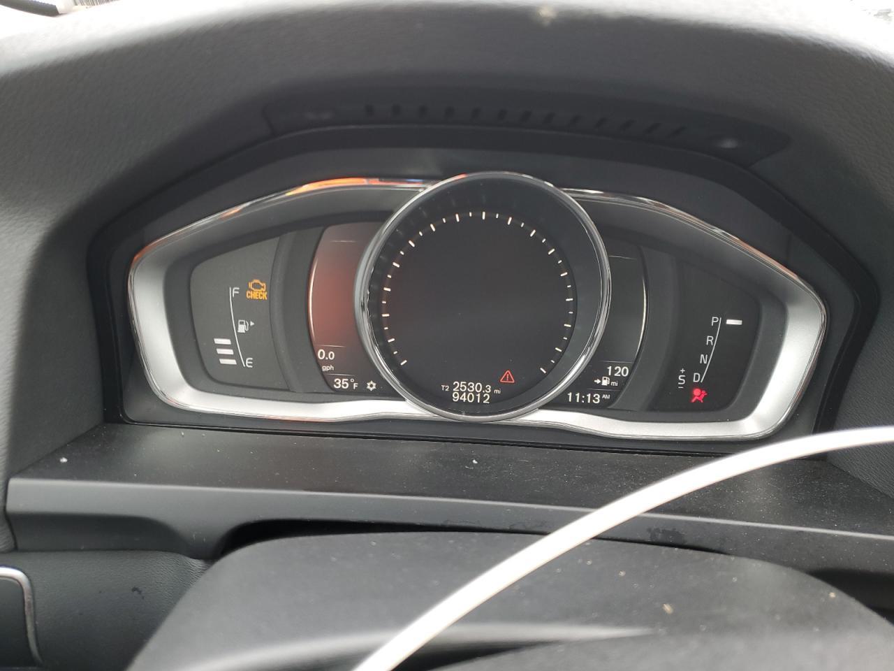 2017 VOLVO S60
