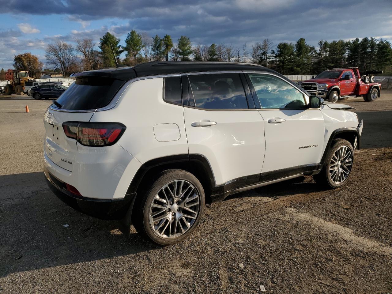 2023 JEEP Compass