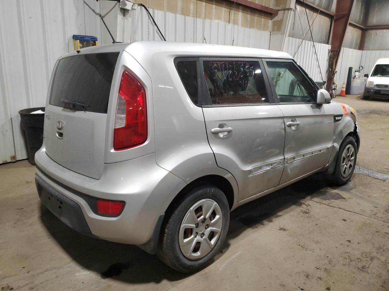 2013 KIA SOUL