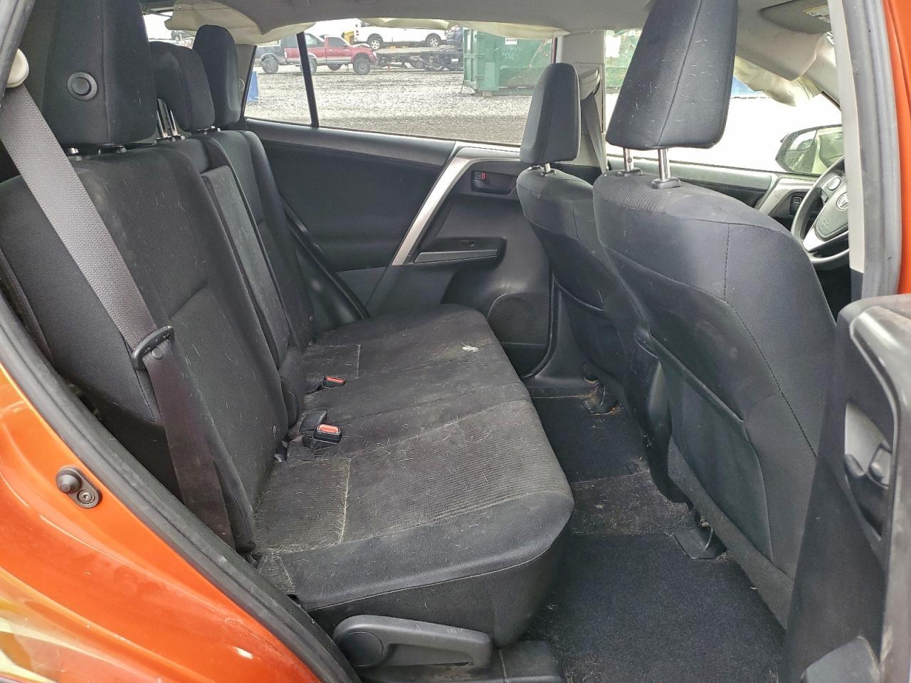 2016 TOYOTA RAV4