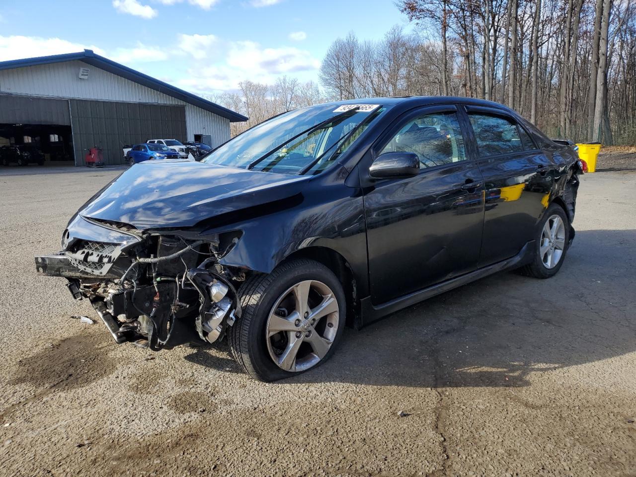 2011 TOYOTA COROLLA