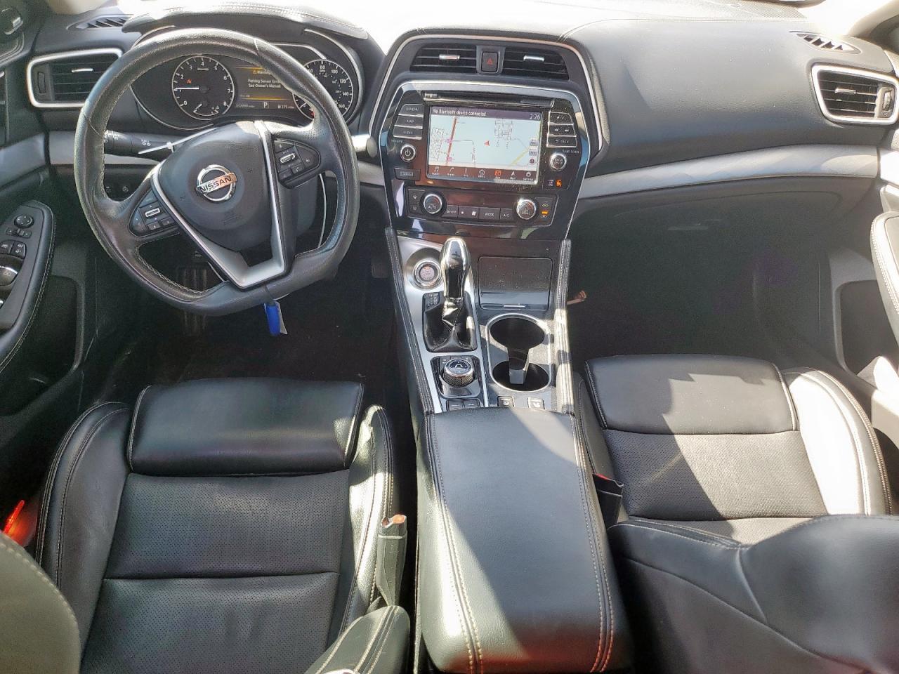 2017 NISSAN Maxima