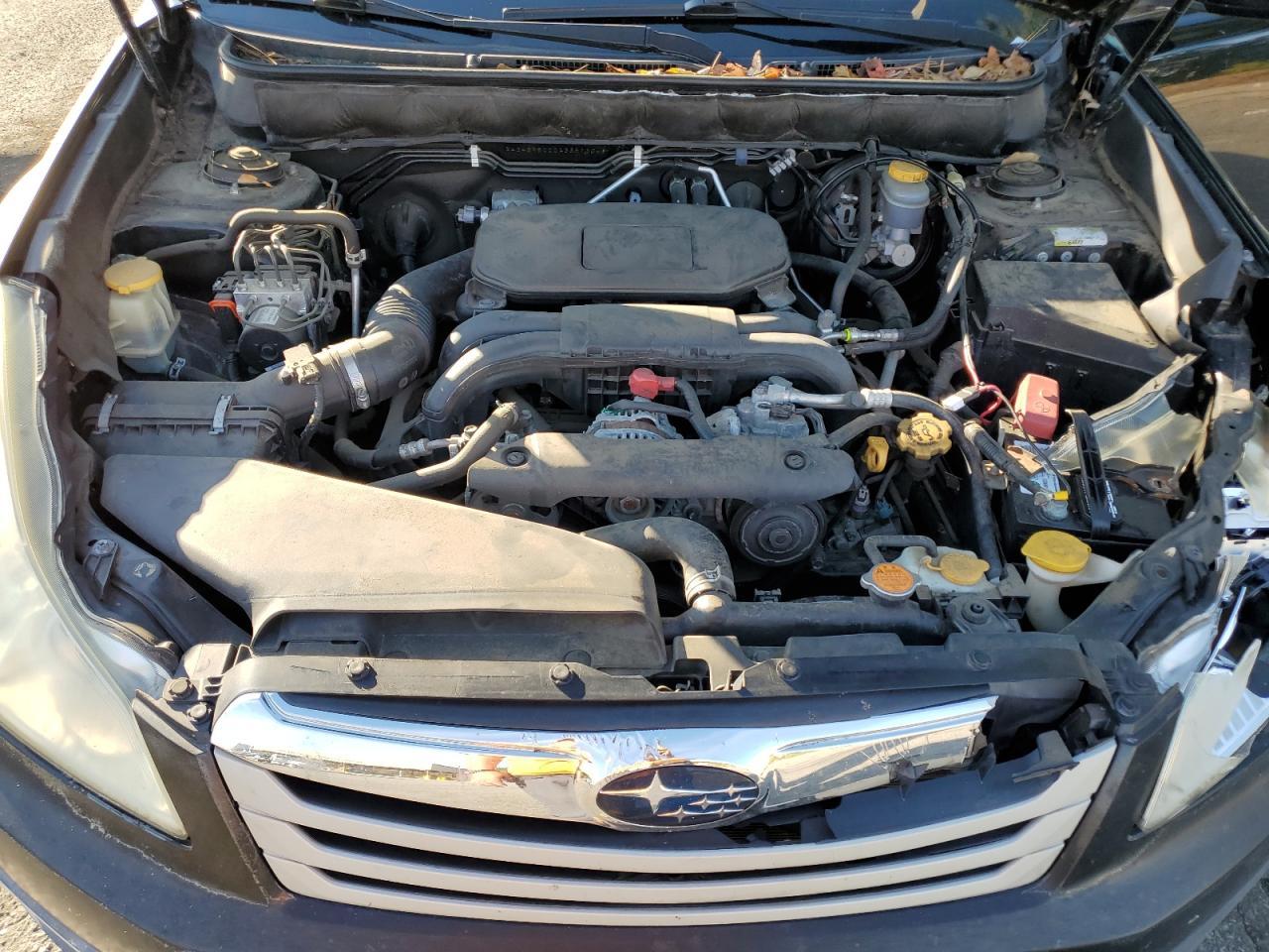 2010 SUBARU Outback