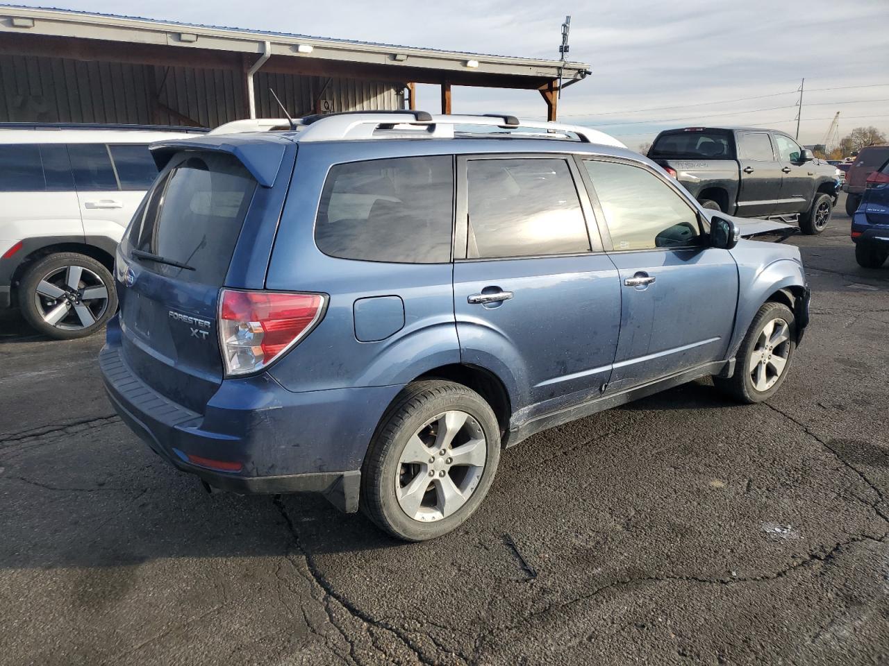 2011 SUBARU FORESTER