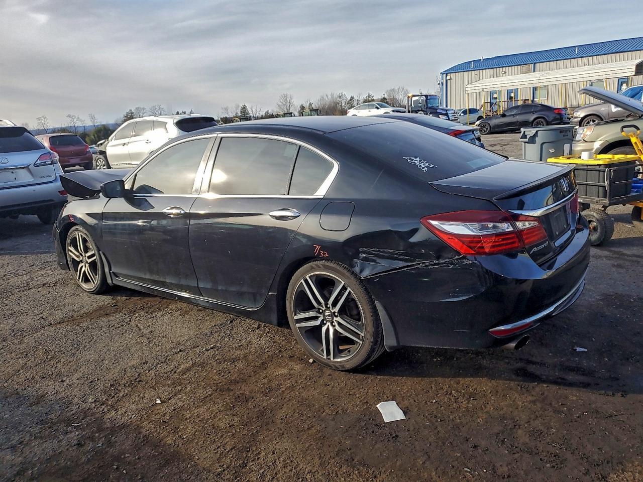 2017 HONDA ACCORD