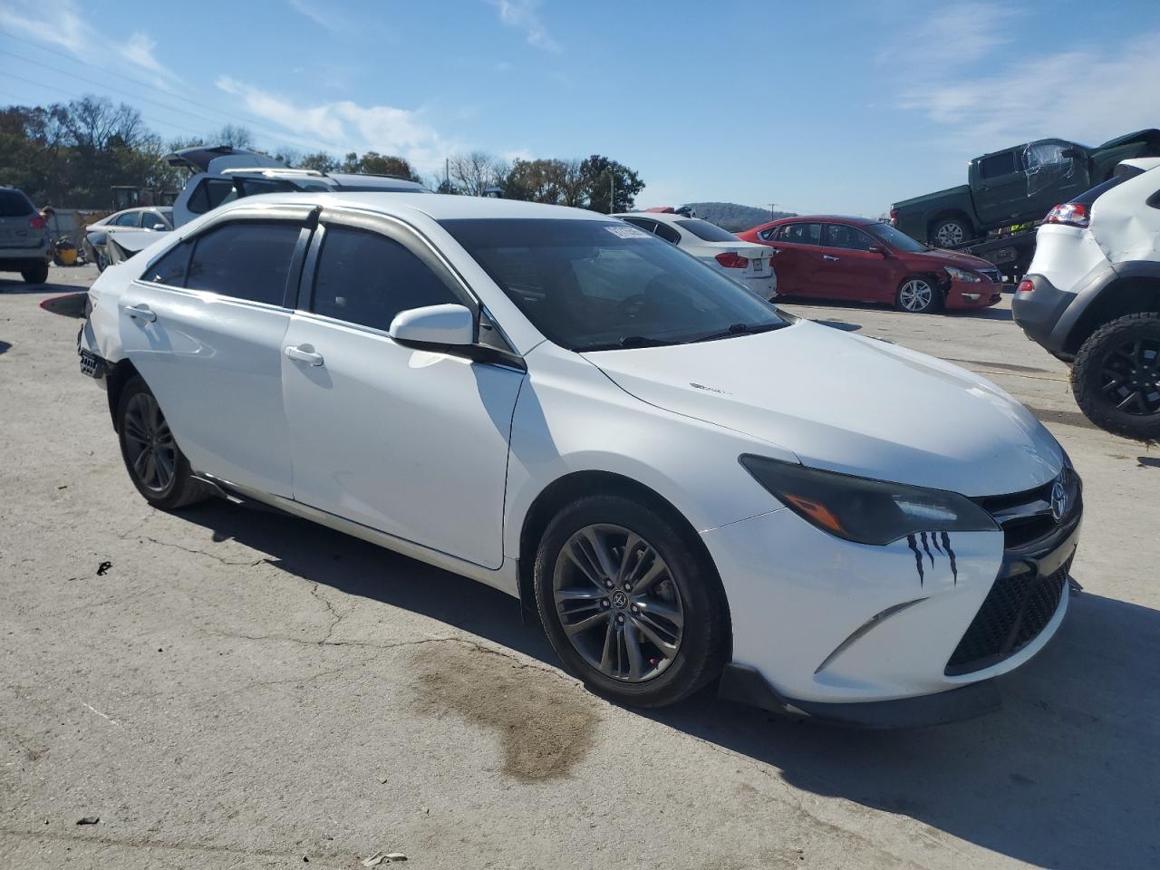 2016 TOYOTA CAMRY