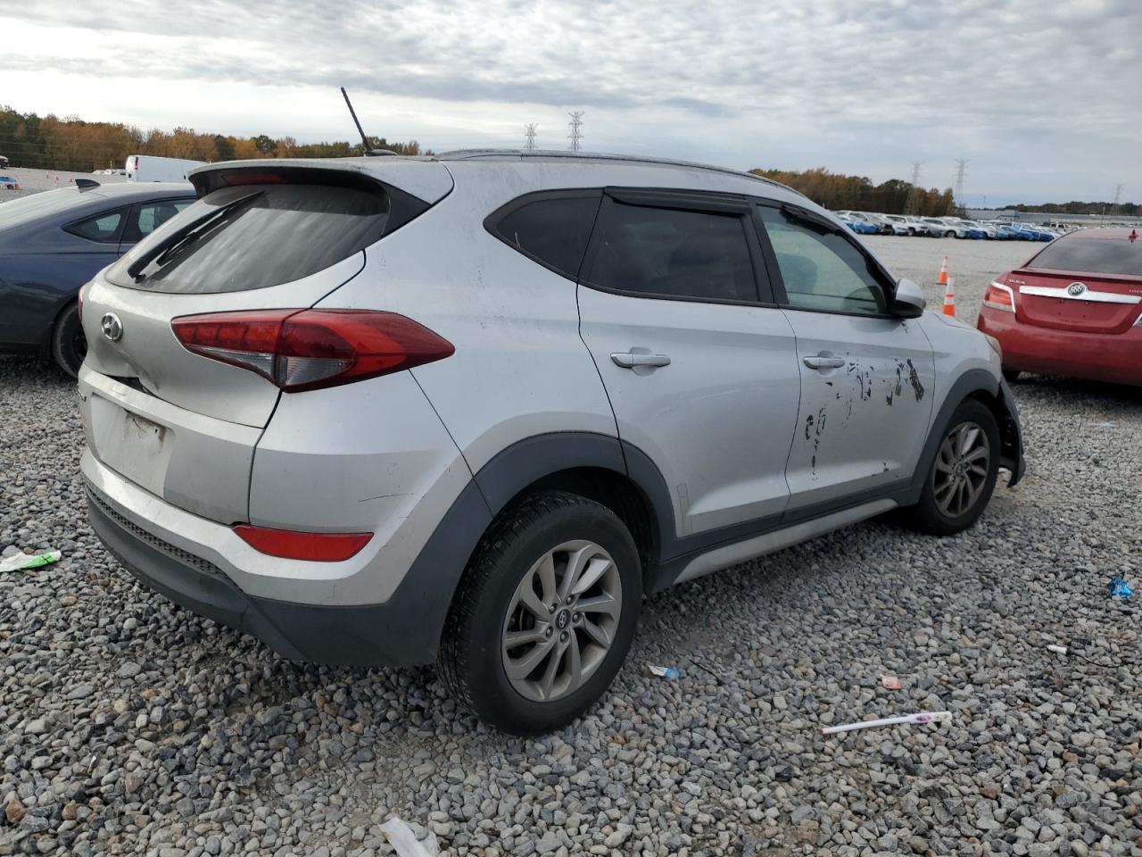 2017 HYUNDAI TUCSON