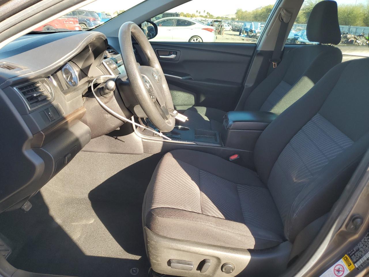 2016 TOYOTA CAMRY