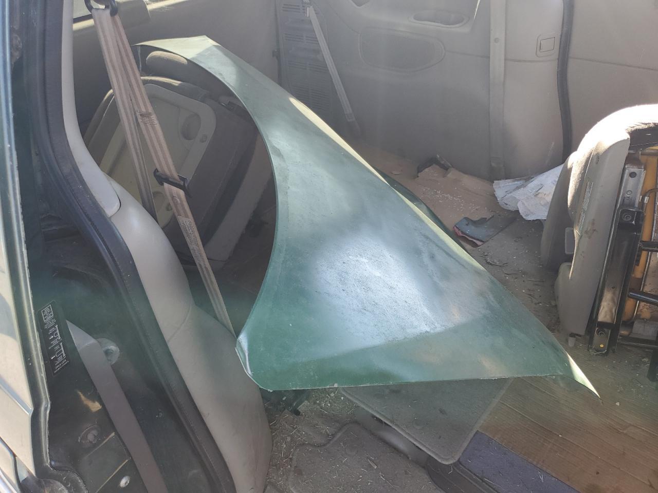 2000 NISSAN Quest