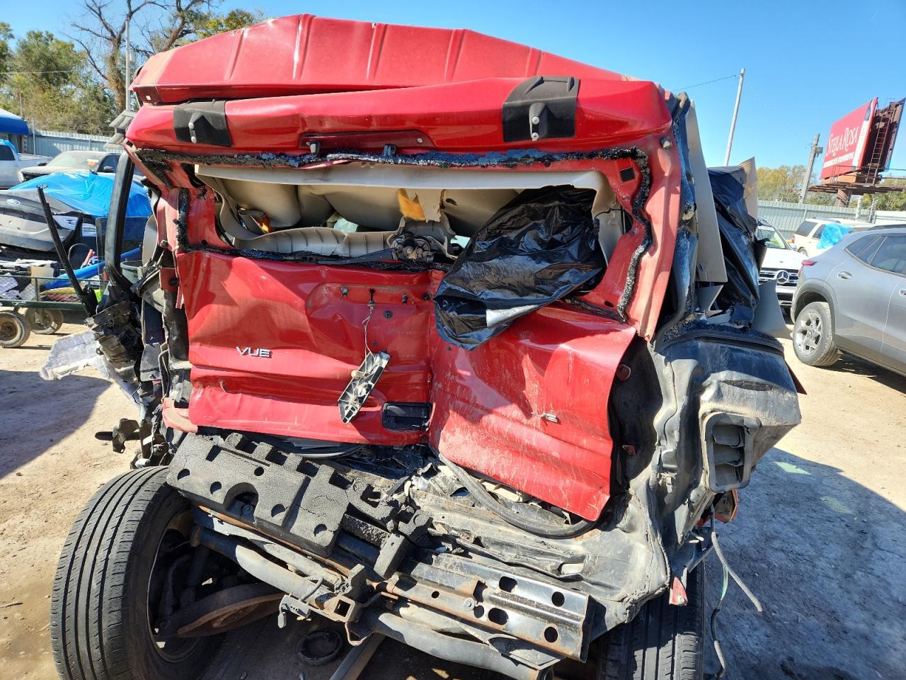 2004 SATURN Vue
