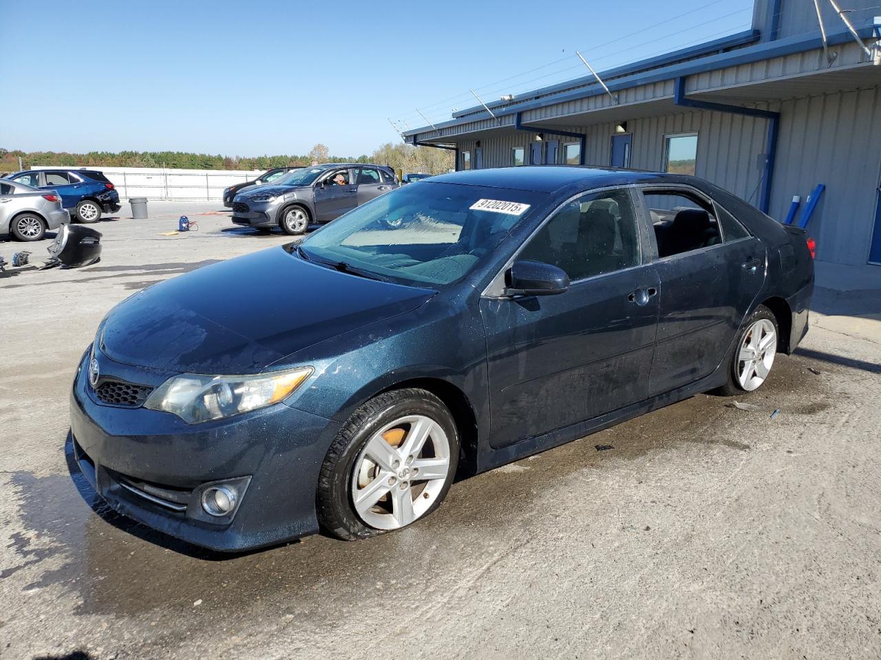 2014 TOYOTA CAMRY