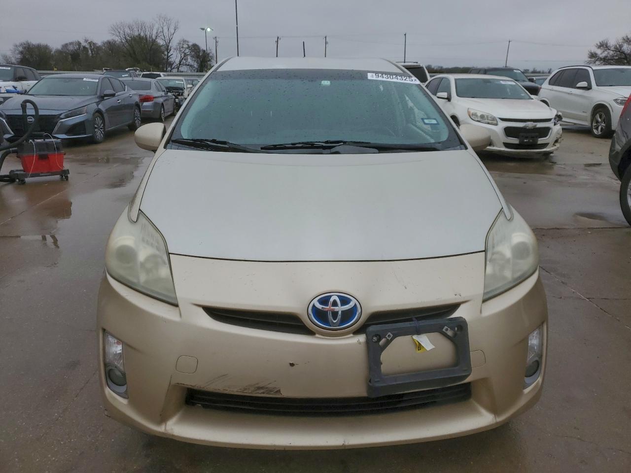 2011 TOYOTA PRIUS