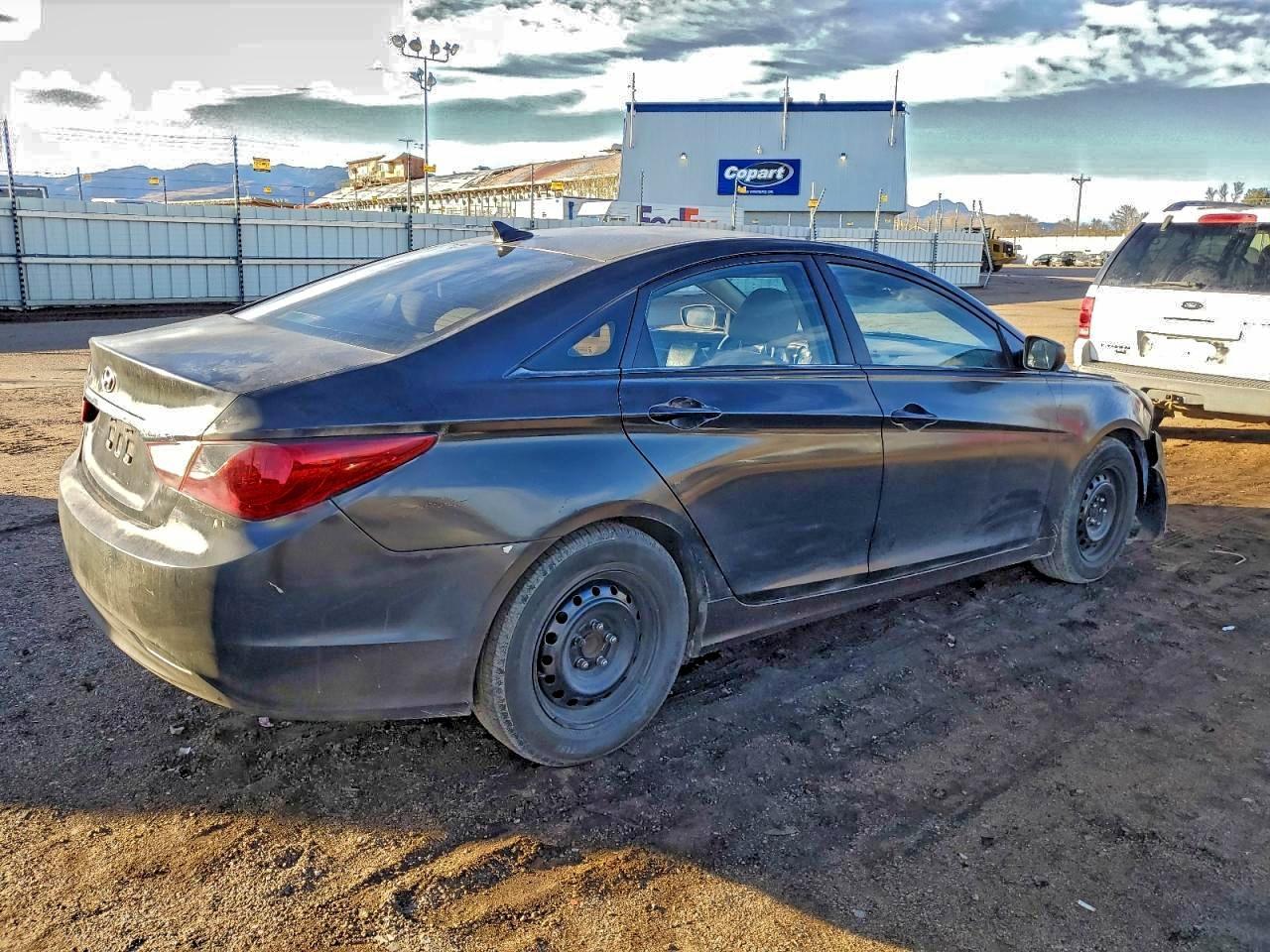 2011 HYUNDAI SONATA