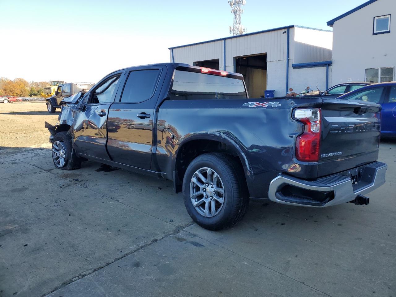 2023 CHEVROLET Silverado
