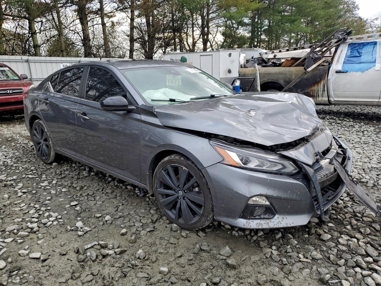 2022 NISSAN ALTIMA