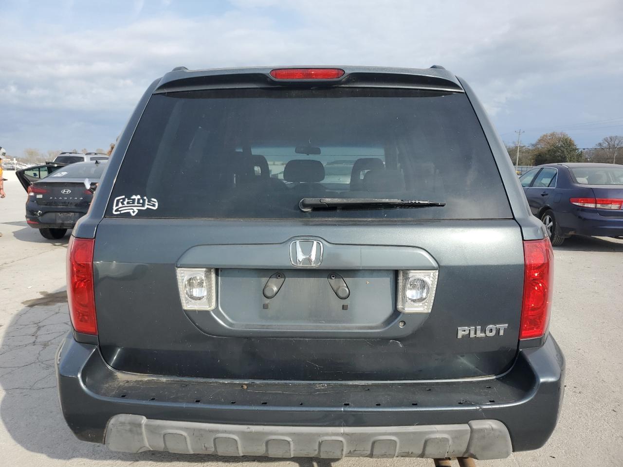 2004 HONDA PILOT