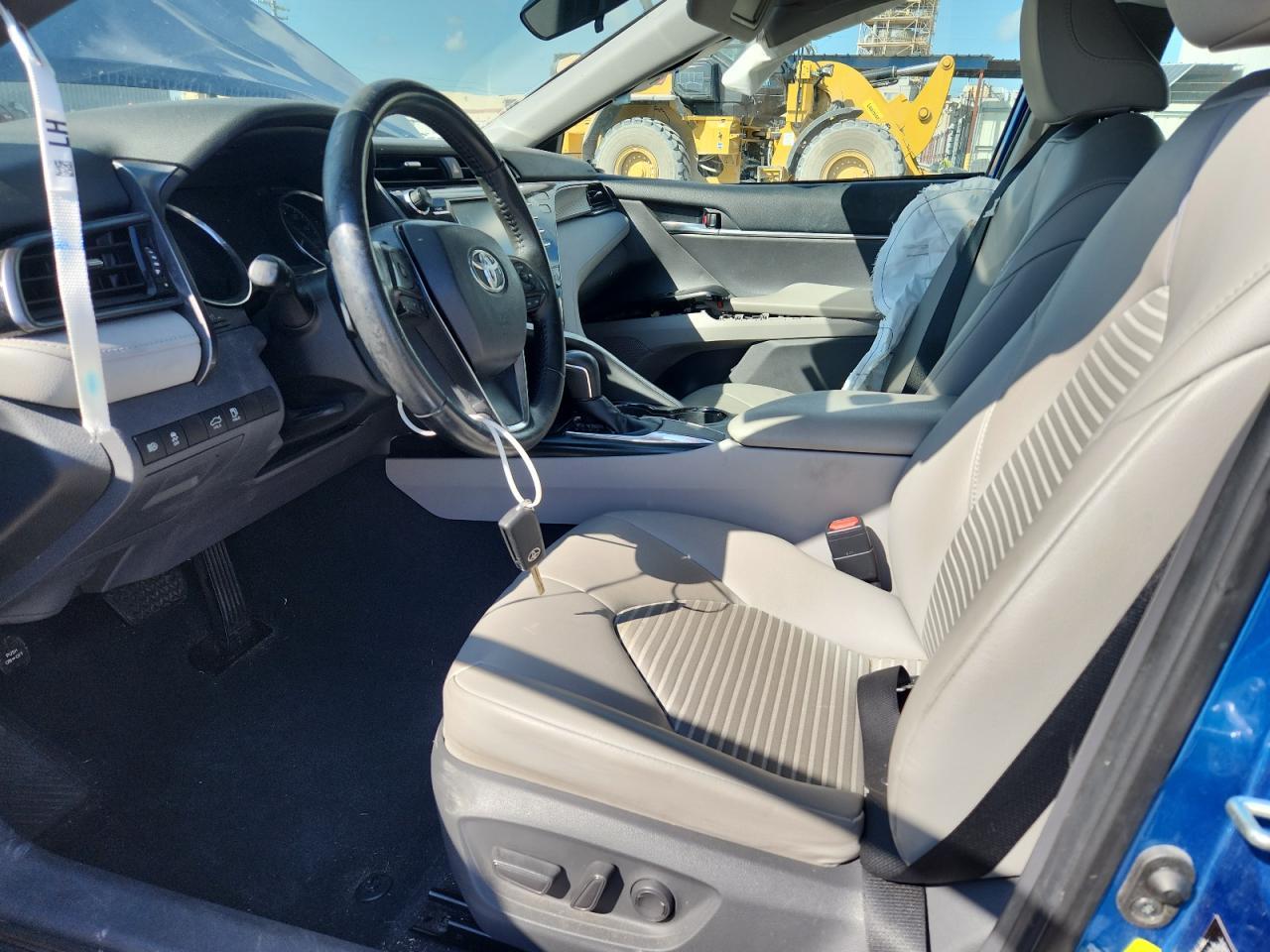 2019 TOYOTA CAMRY
