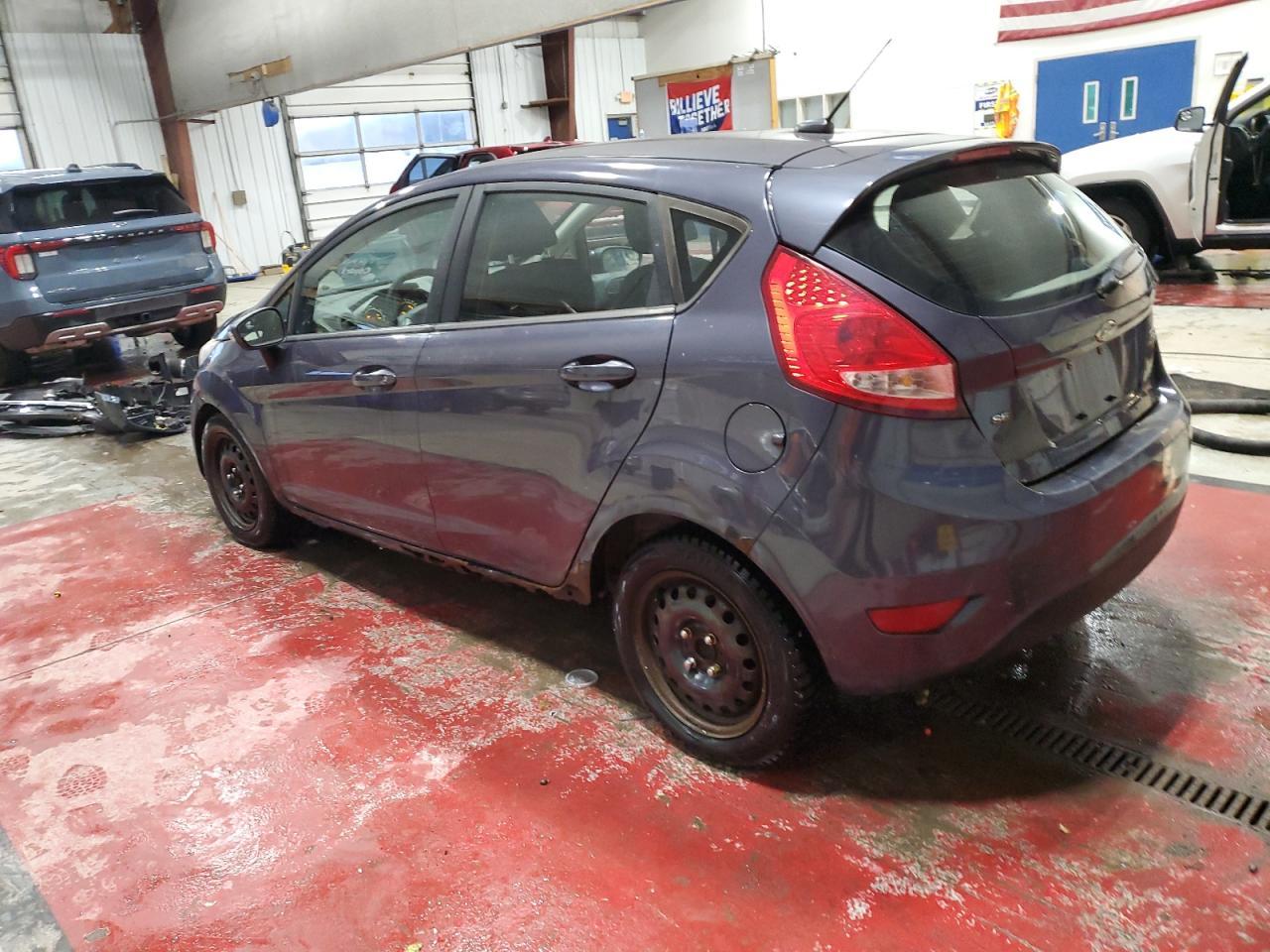 2013 FORD Fiesta