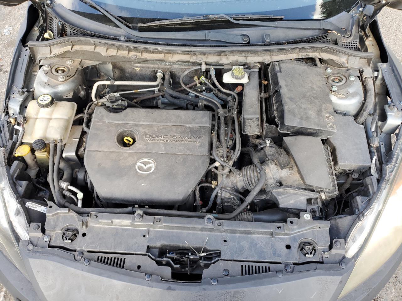 2013 MAZDA 3