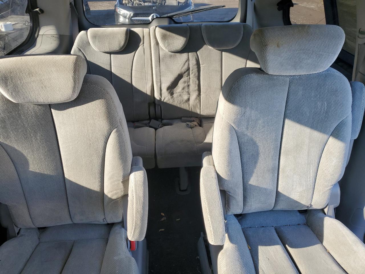 2008 KIA SEDONA