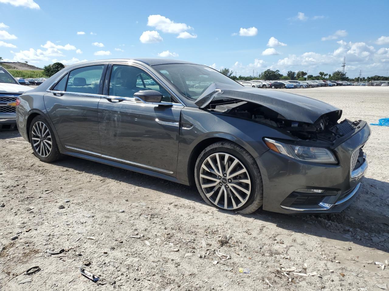 2017 LINCOLN Continental