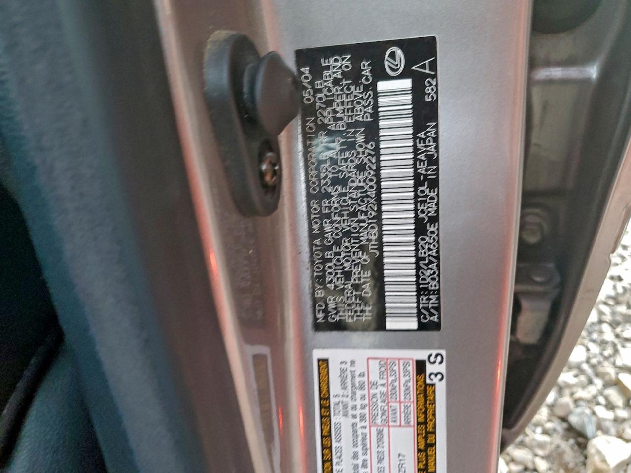 2004 LEXUS IS 300
