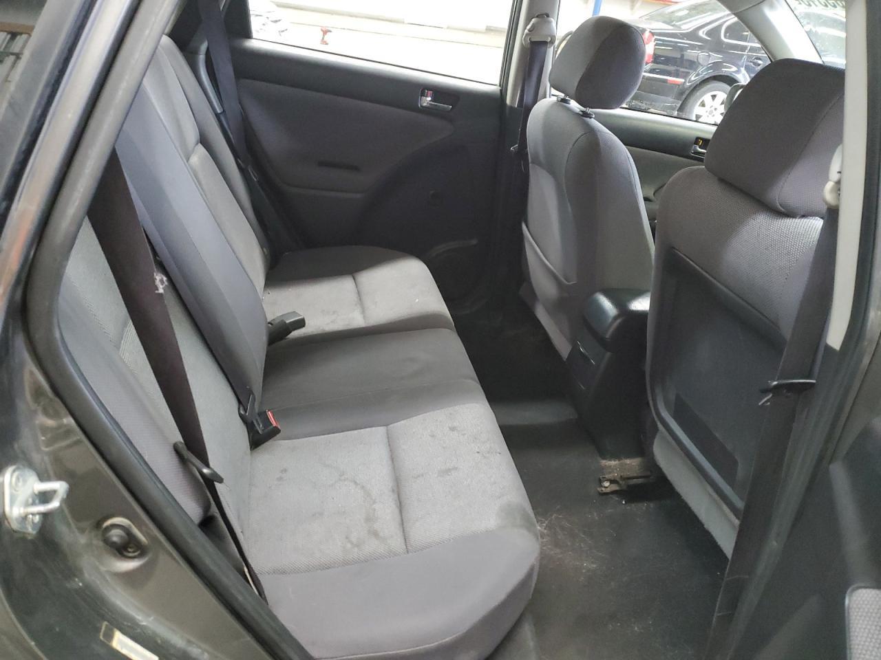 2004 TOYOTA COROLLA