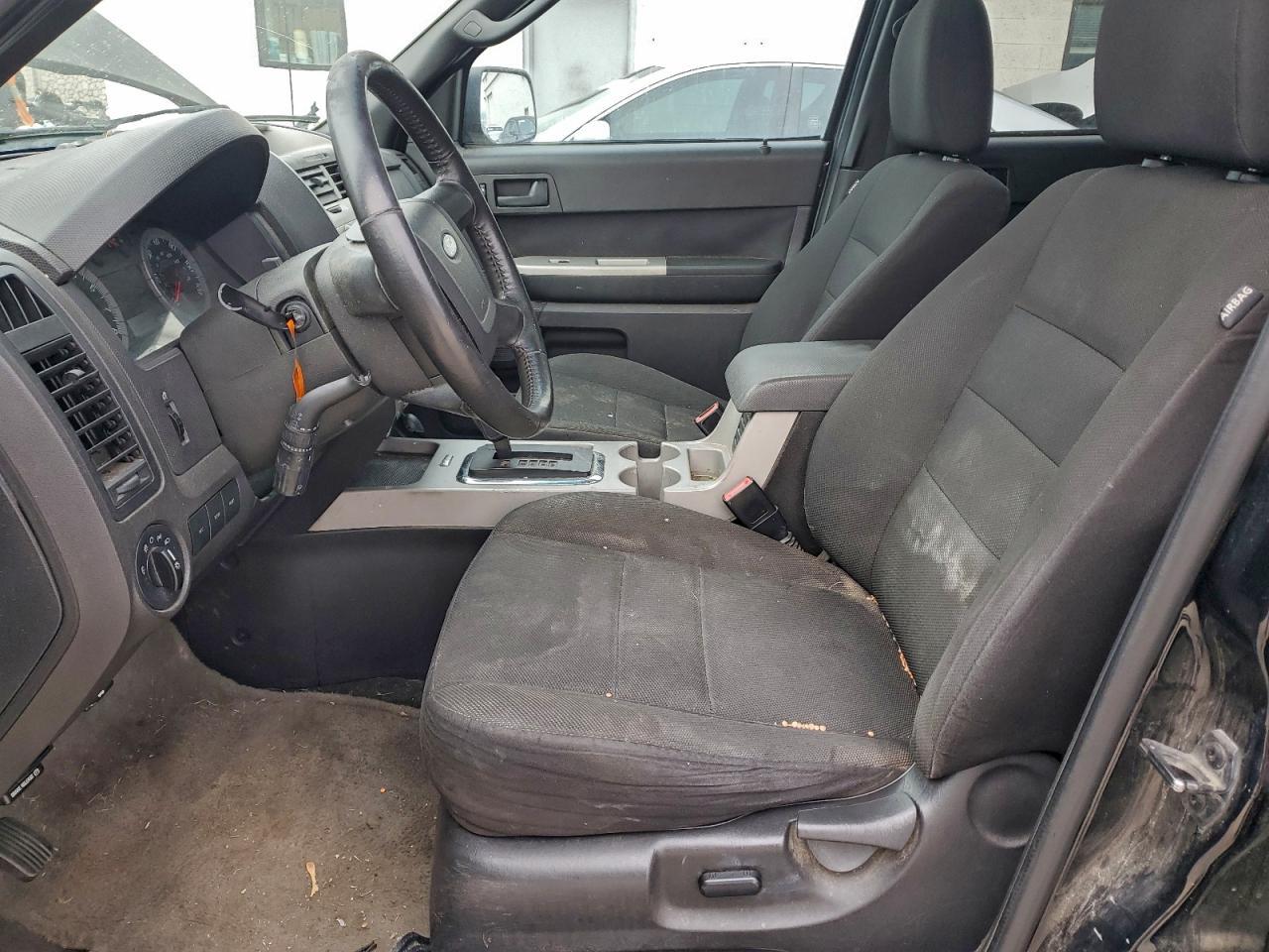 2009 FORD ESCAPE