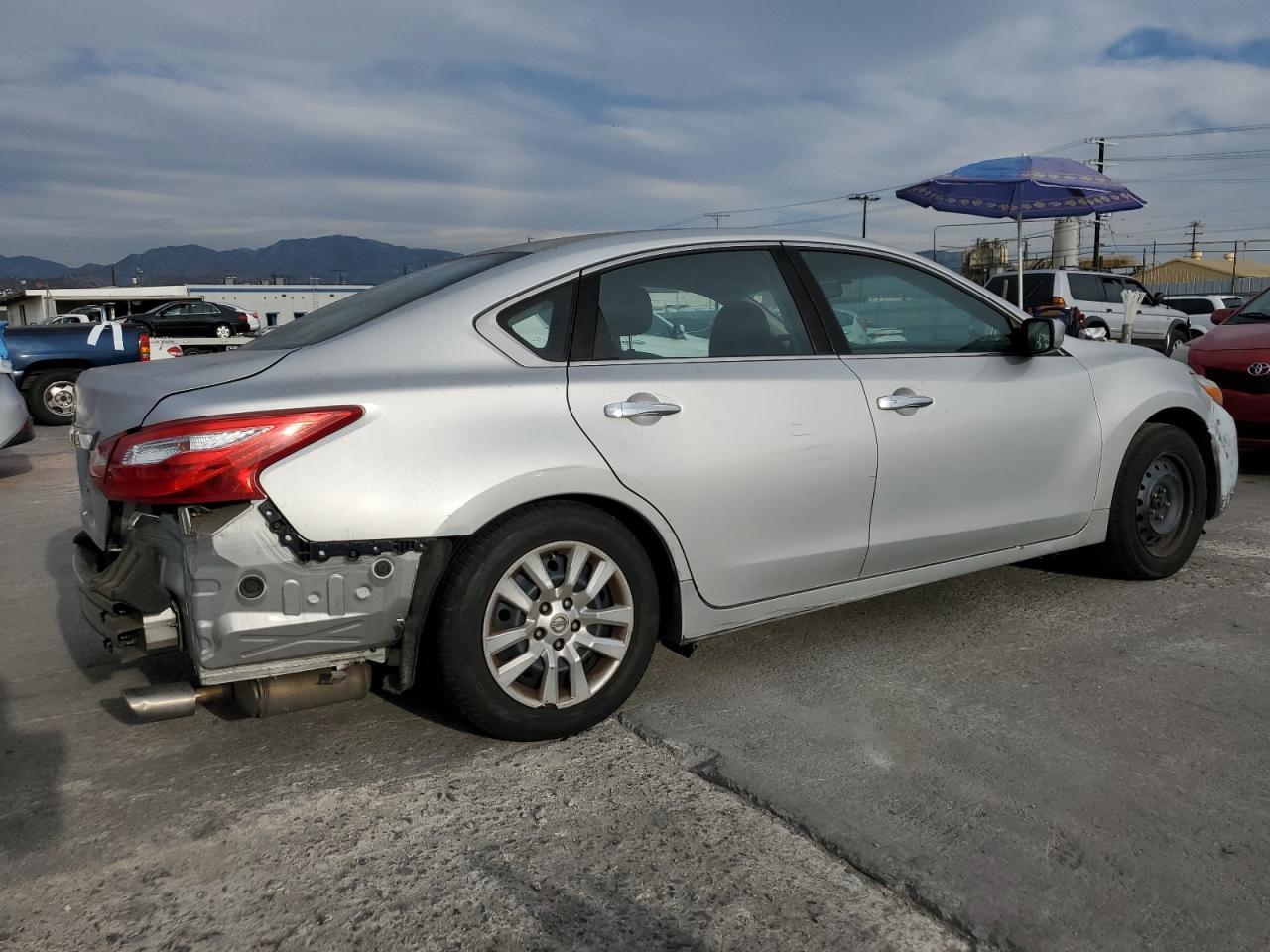 2017 NISSAN ALTIMA