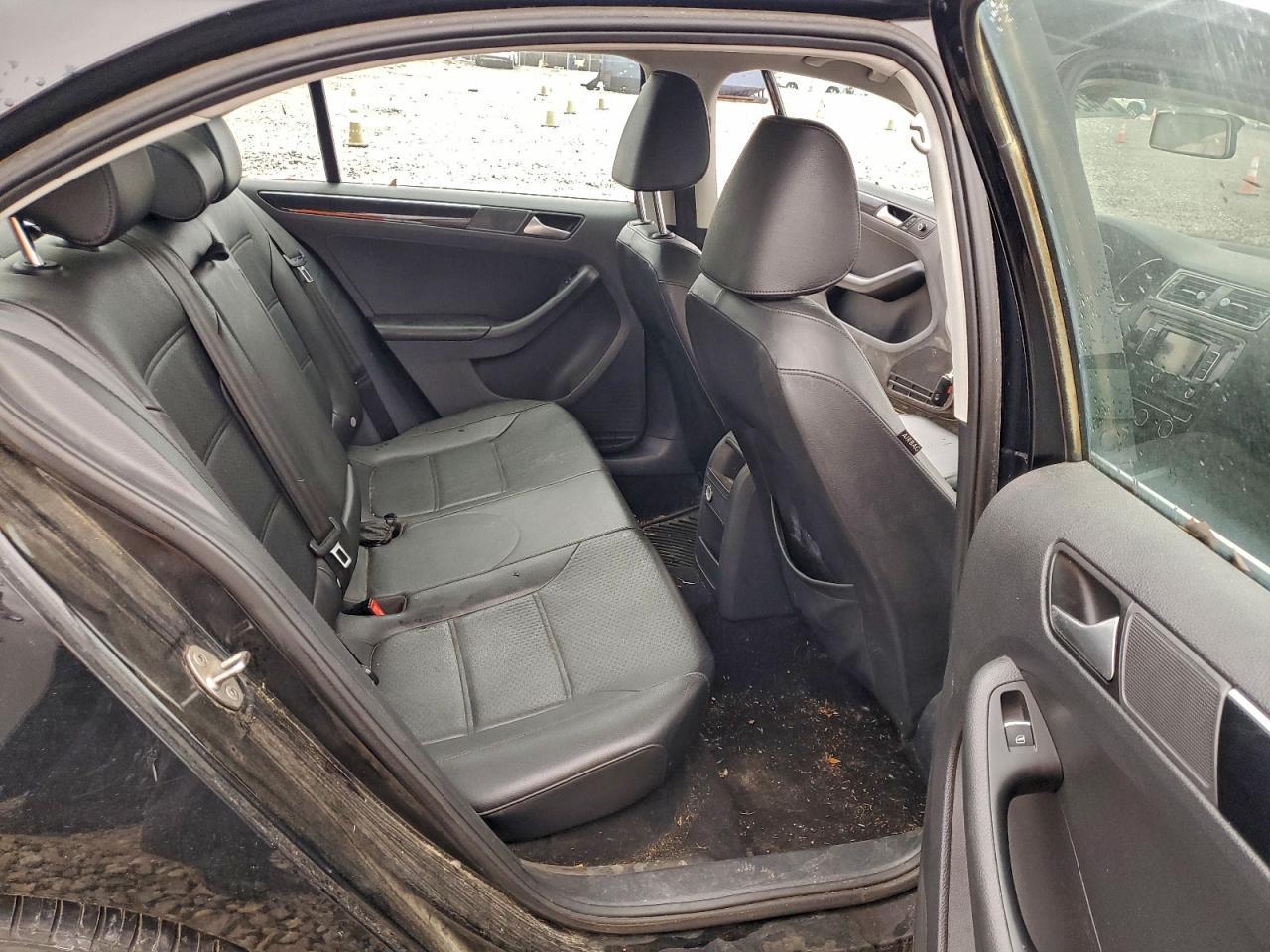 2015 VOLKSWAGEN JETTA