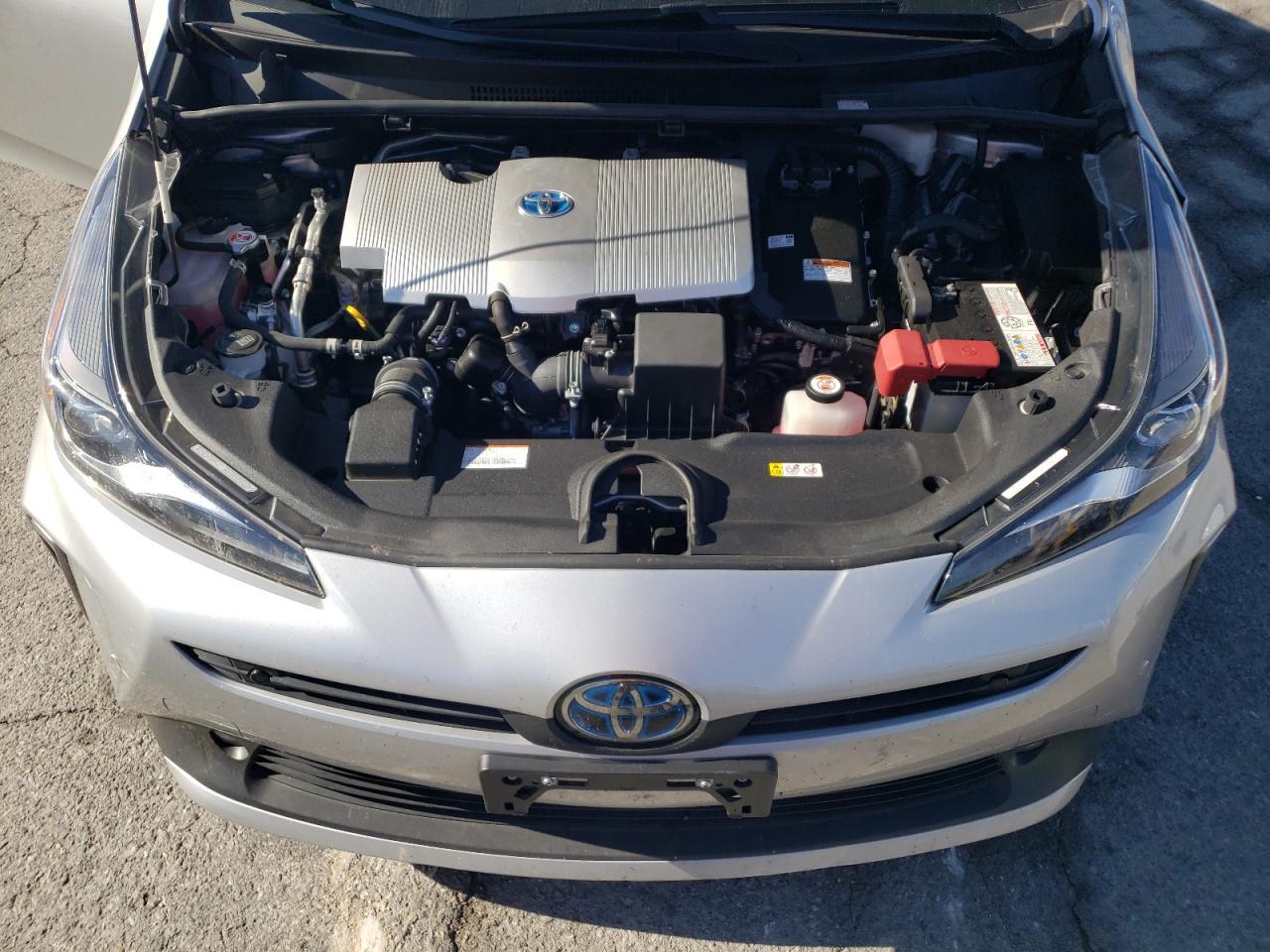 2022 TOYOTA PRIUS