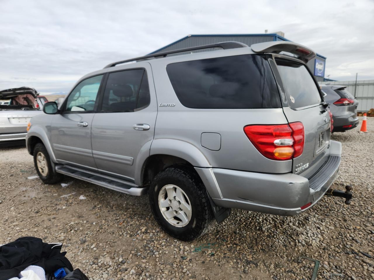 2002 TOYOTA Sequoia