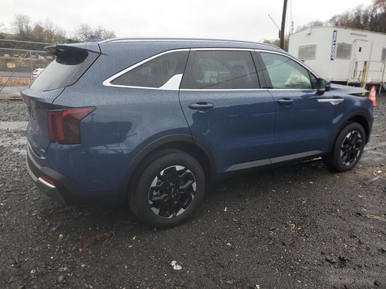 2025 KIA SORENTO
