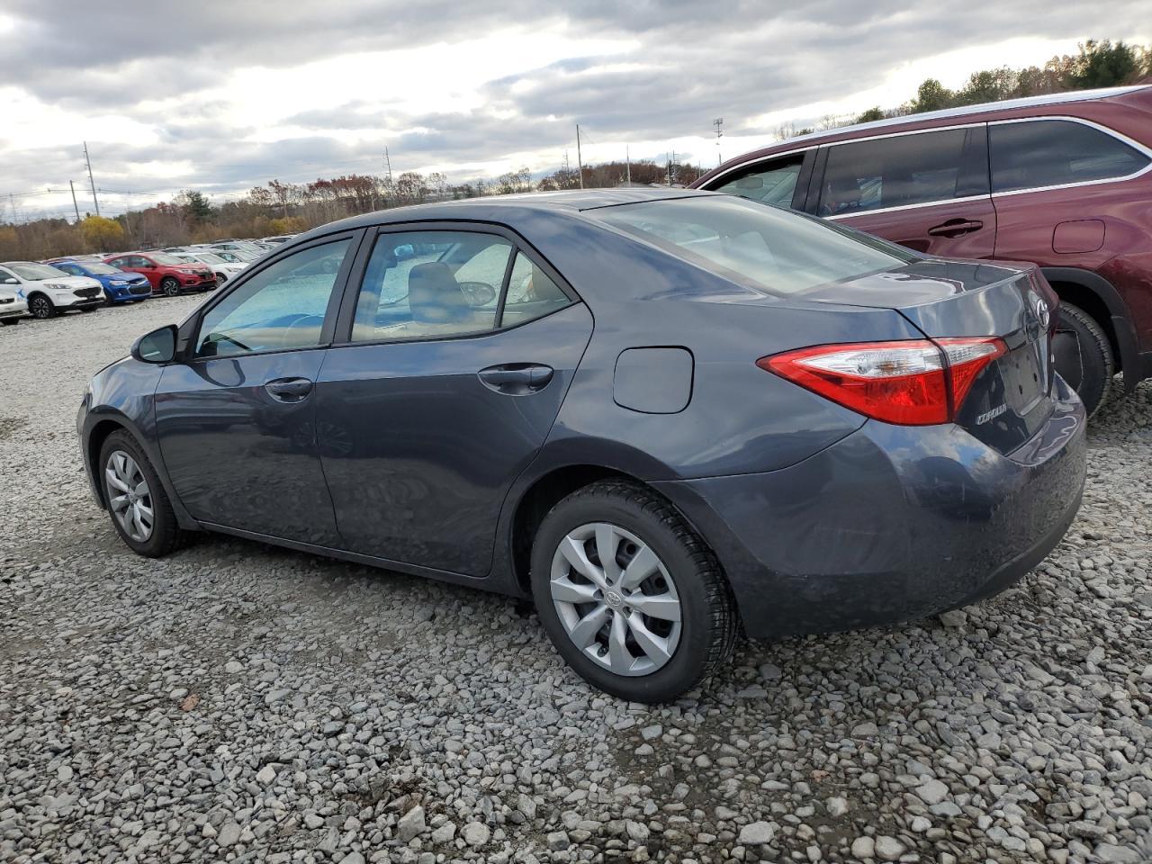 2015 TOYOTA COROLLA