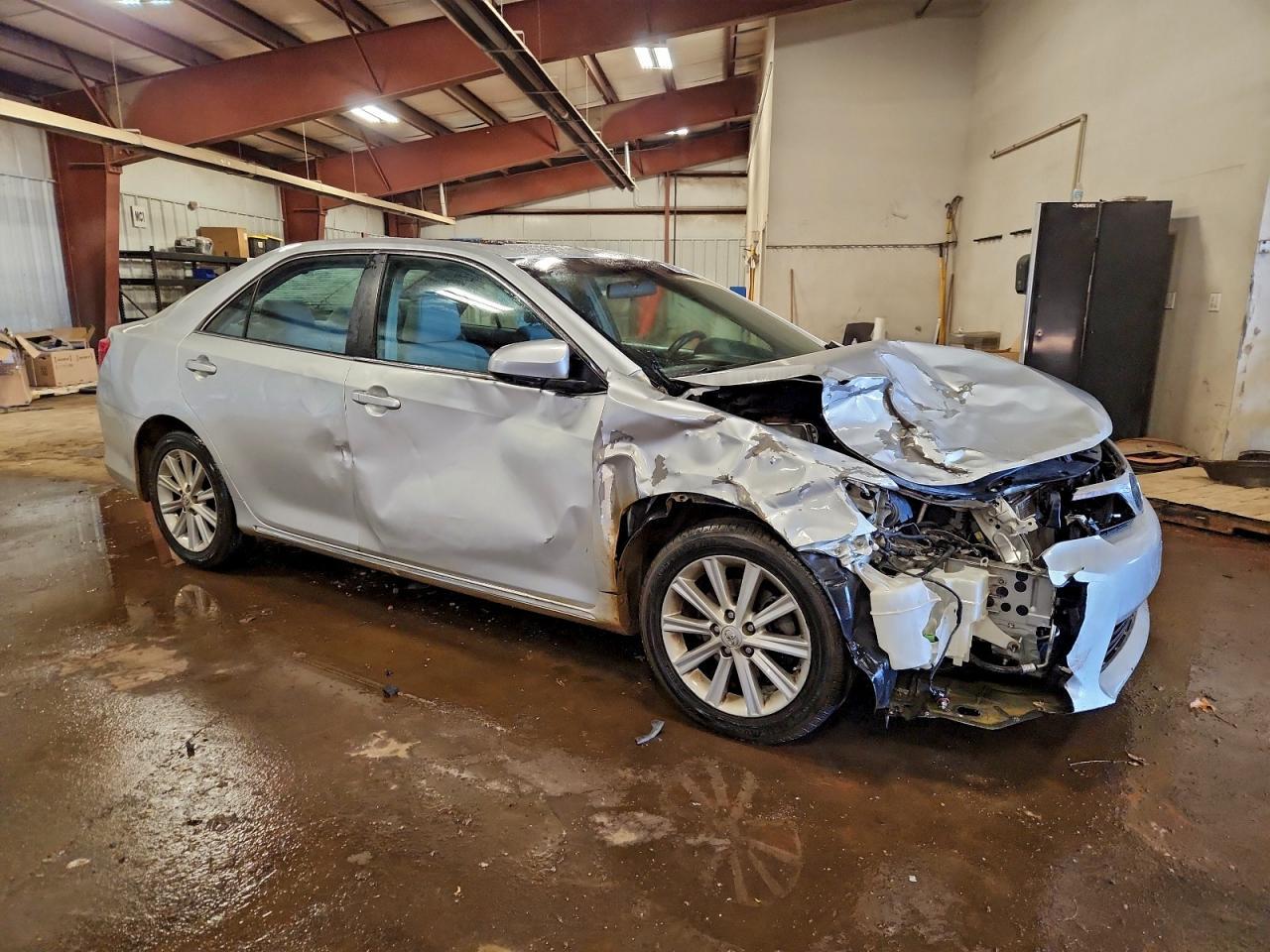 2014 TOYOTA CAMRY