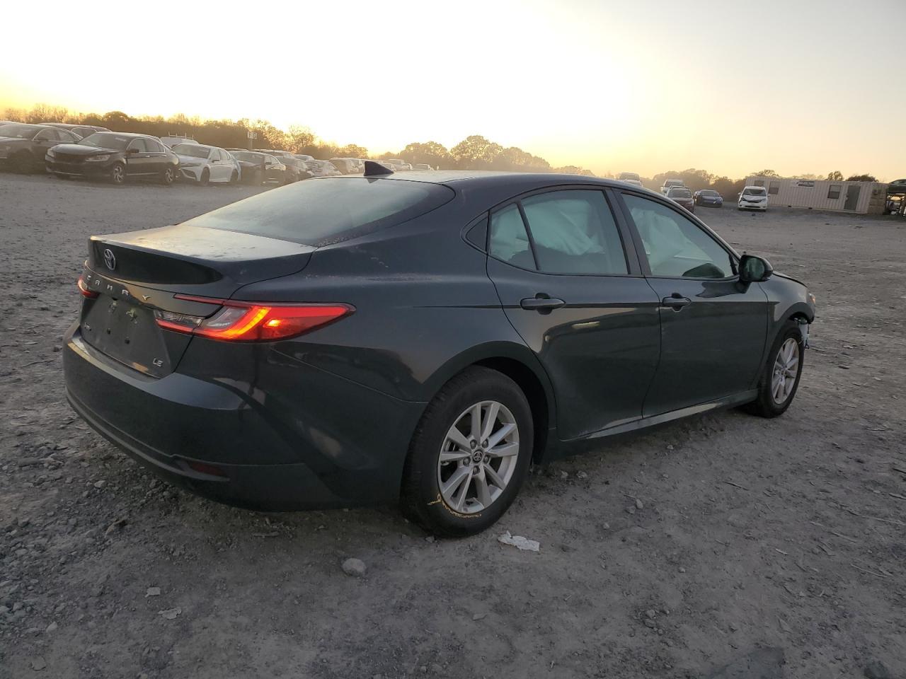 2025 TOYOTA CAMRY