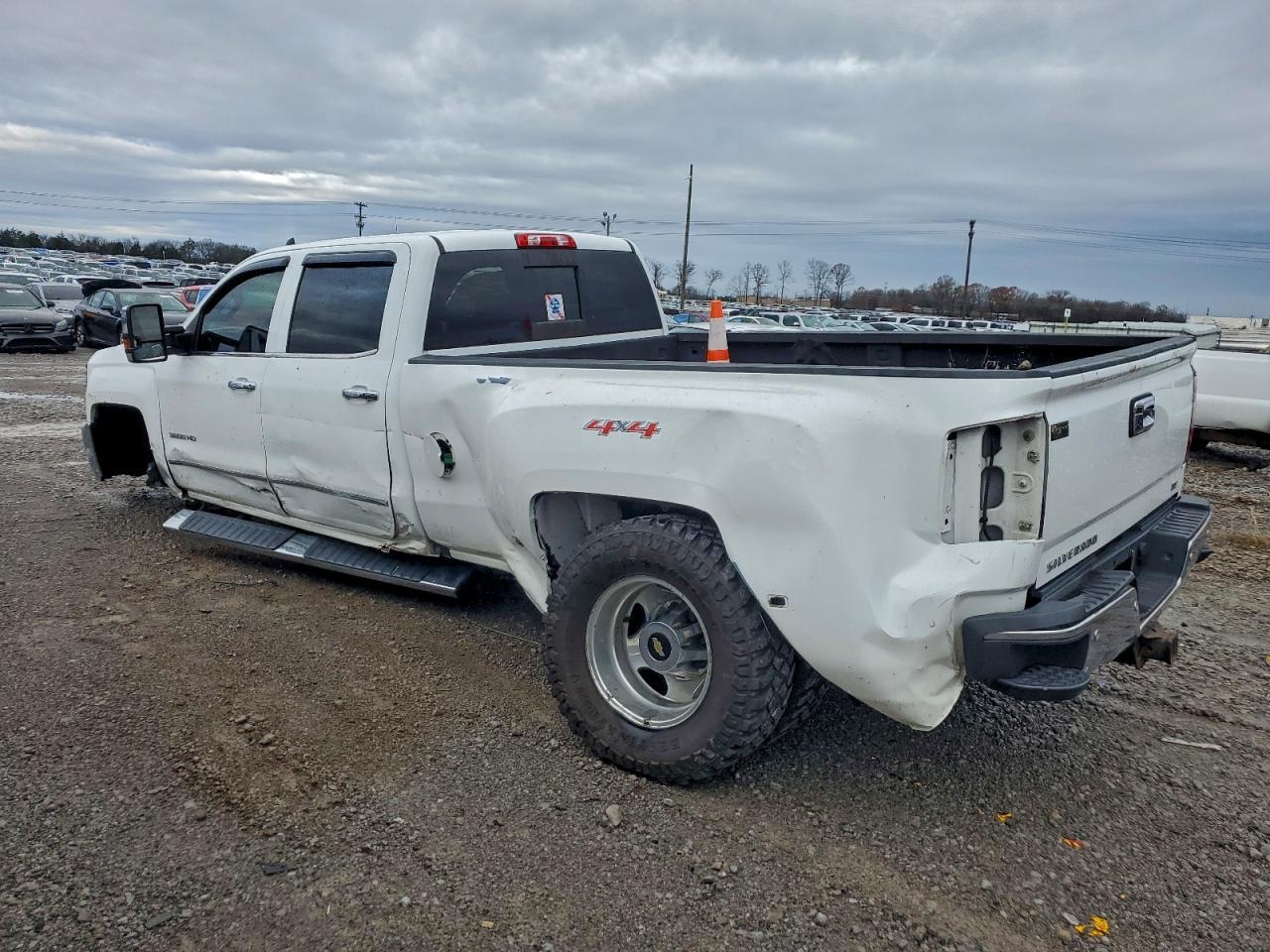 2016 CHEVROLET Silverado 3500